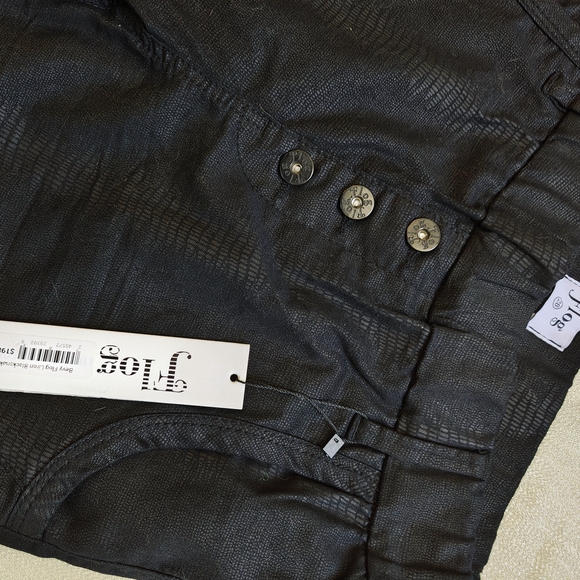 Bevy Flog Liron Black Snake Skin Pants Women's Size 28 NWT - Picture 2 of 6